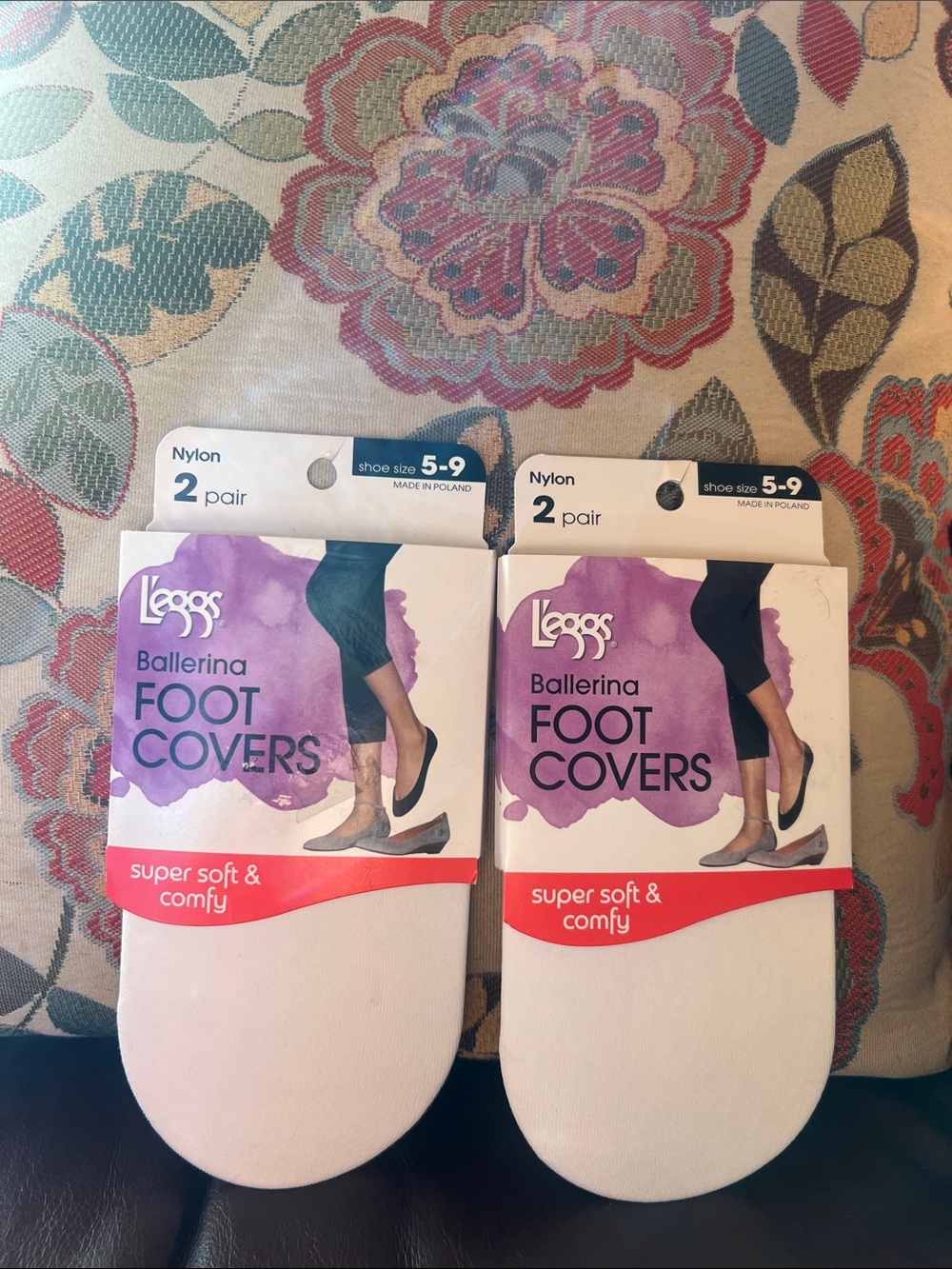 Leggs 4 Pairs of White Ballerina Foot Covers, Women Shoe Size 5-9, new in pkgs.